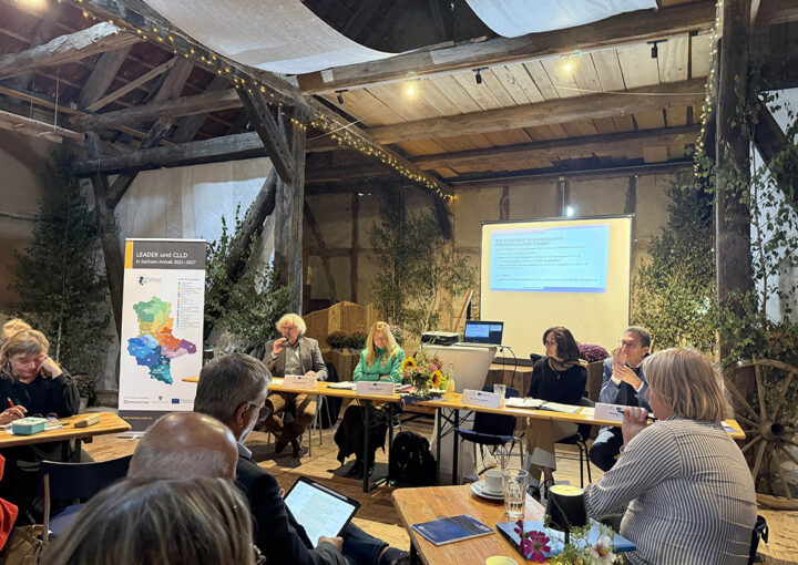 Großer LEADER-Arbeitskreis auf dem Gutshof Lindstedt